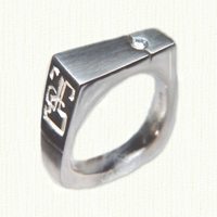 14KW custom signet ring with diamond